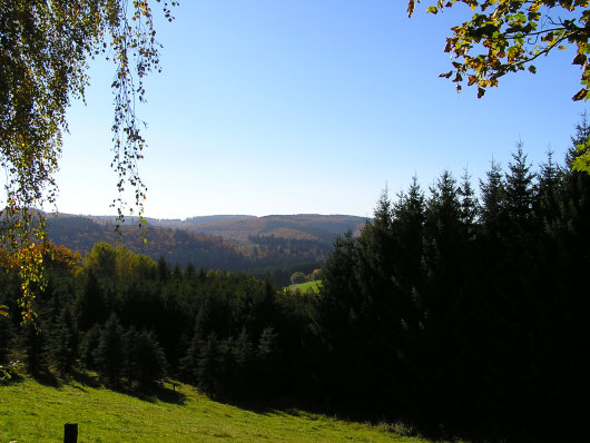 Letzter Blick auf einige Höhen, die wir in den letzten Stunden erreicht hatten. Am Horizont dürfte etwa "Siebenahorn" zu sehen sein.